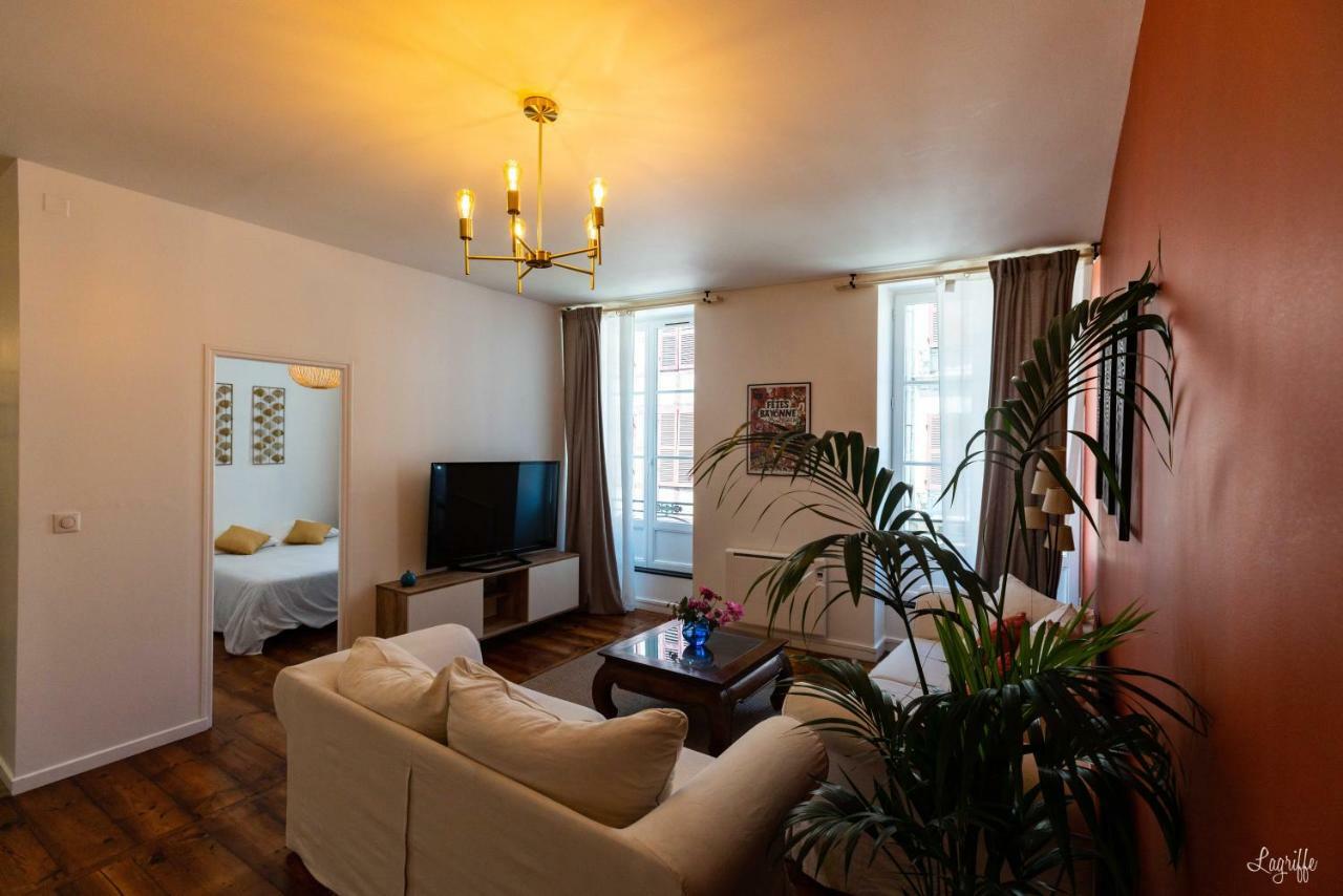 Magnifique Appartement Hypercentre Toutes Commodites Bayonne Luaran gambar