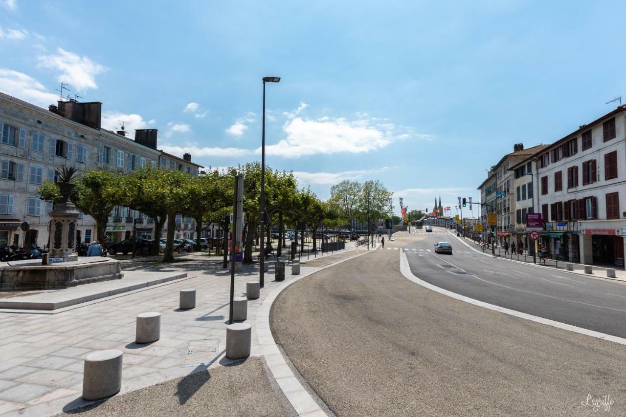 Magnifique Appartement Hypercentre Toutes Commodites Bayonne Luaran gambar