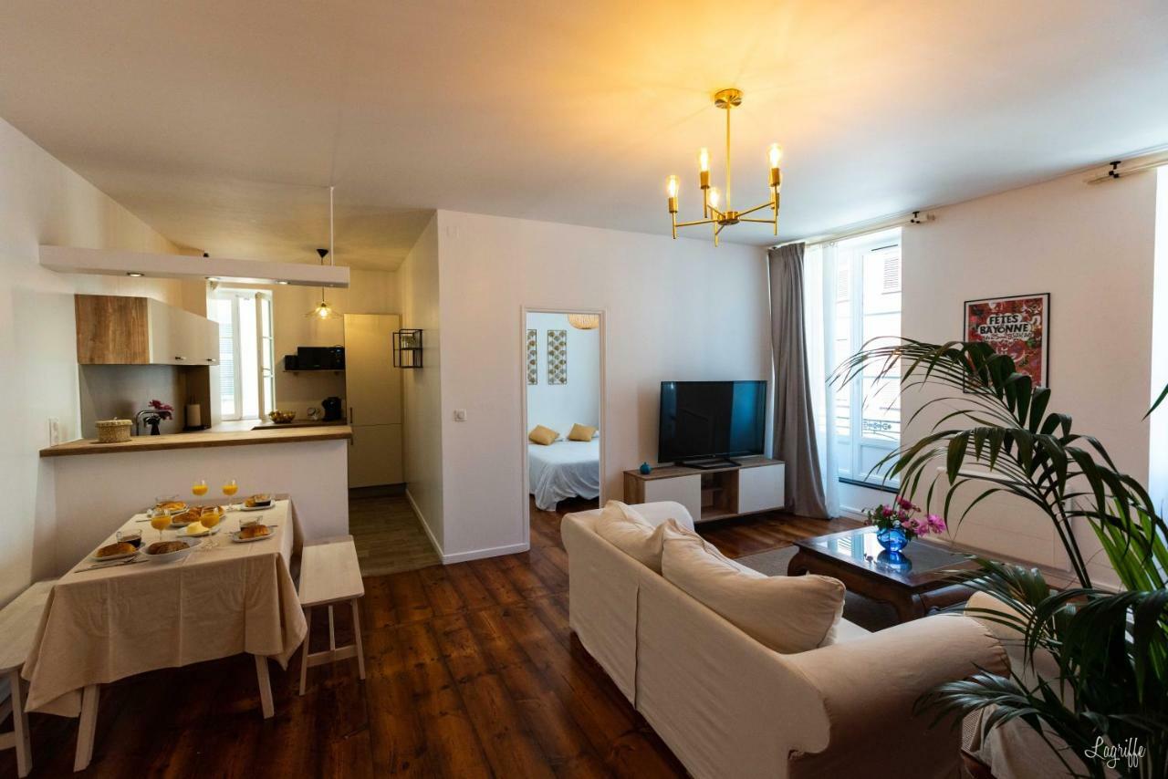 Magnifique Appartement Hypercentre Toutes Commodites Bayonne Luaran gambar